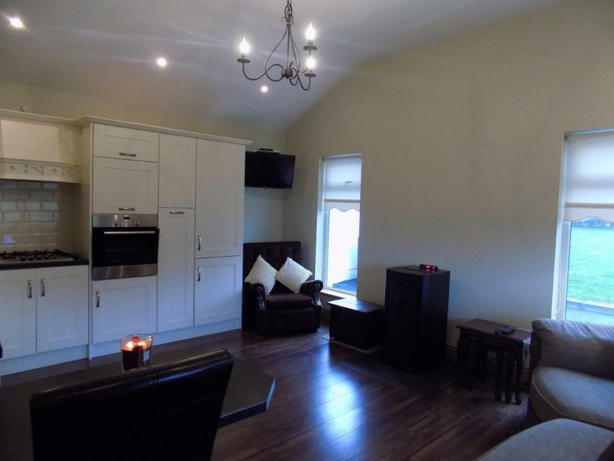Chapel Meadow Lodge Clonard 외부 사진