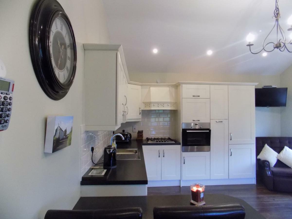 Chapel Meadow Lodge Clonard 외부 사진