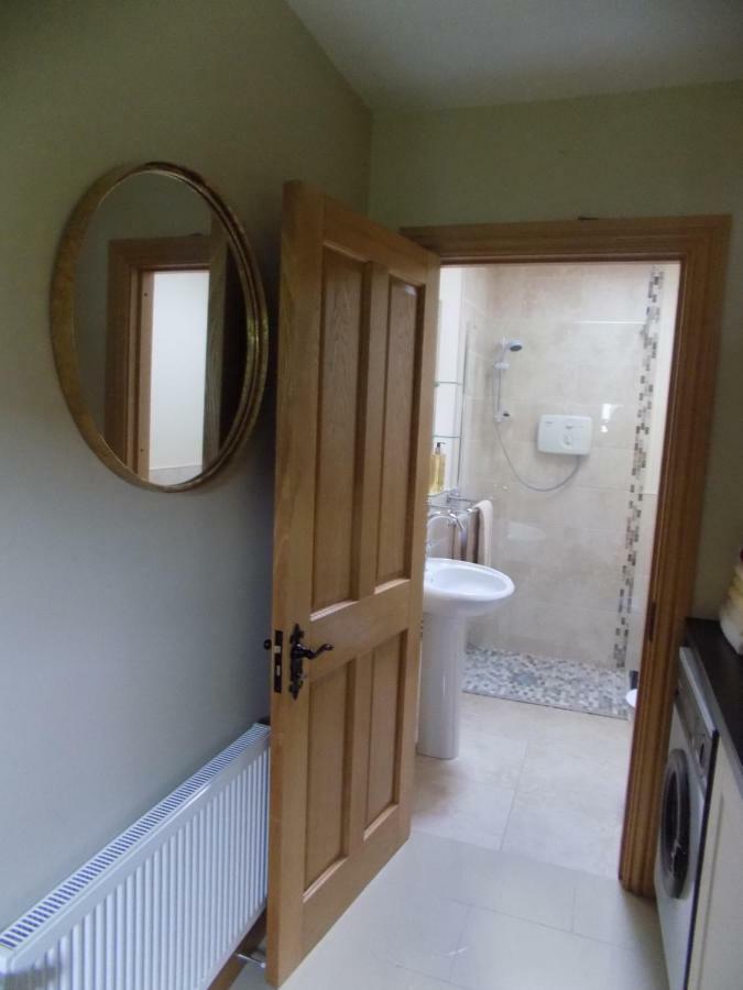 Chapel Meadow Lodge Clonard 외부 사진